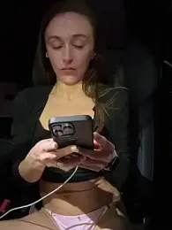 lunagirl13 webcam stripchat model stream image