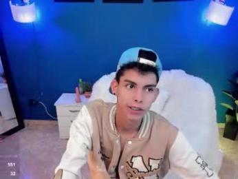 sky_jules webcam chaturbate model stream image