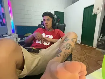 Max_TheHorseDick webcam model stream image