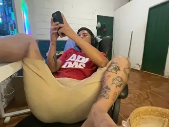 Max_TheHorseDick webcam model stream image