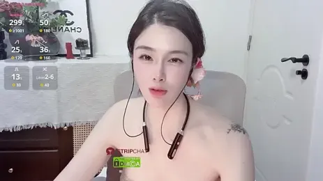 Guokoi webcam stripchat model stream image