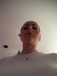 EmaSalis webcam model stream image