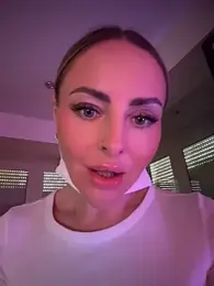 EmaSalis webcam model stream image