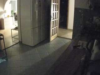 voyeurcam-julmodels-kitchen webcam model stream image