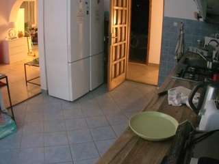 voyeurcam-julmodels-kitchen webcam camsoda model stream image