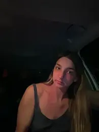 DoriDelux66 webcam model stream image