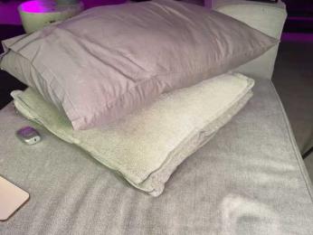 goldenalinee webcam model stream image
