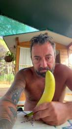 Semplic8 webcam model stream image