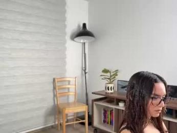 whatpeachy webcam model stream image