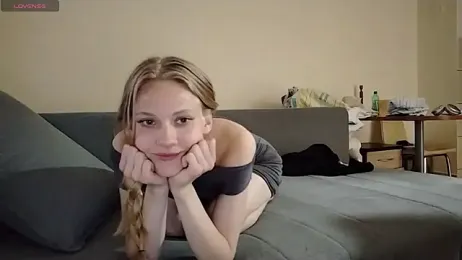 lion_and_kittyy webcam model stream image
