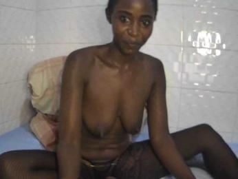 Pettite-Diofa webcam model stream image