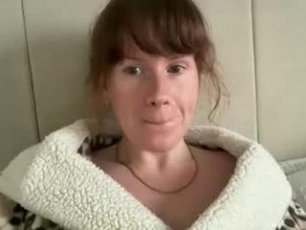 red_head_rosie_69 webcam model stream image