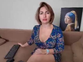 mallinia webcam chaturbate model stream image