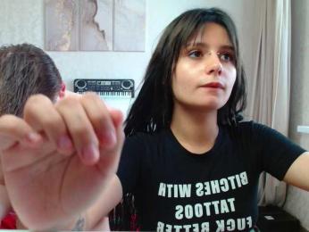 TheSluttyFox webcam bongacams model stream image
