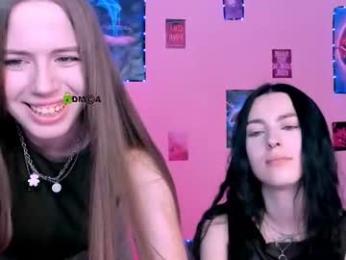 kamila_shine webcam model stream image