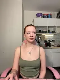 Radiants_two webcam stripchat model stream image