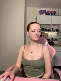 Radiants_two webcam model stream image