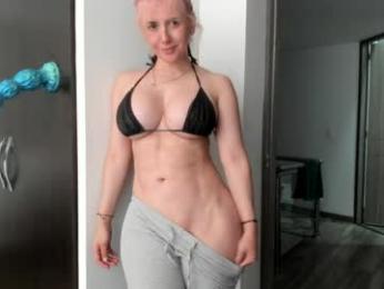 vanandjuani webcam chaturbate model stream image