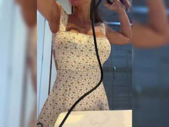 OrgazMia webcam bongacams model stream image