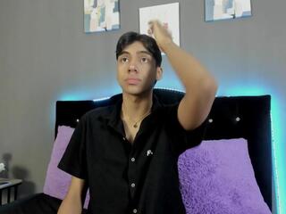 Eros Lux webcam flirt4free model stream image