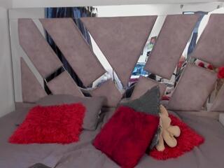 Amara Jons webcam model stream image