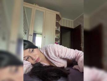 _Meggi_ webcam model stream image