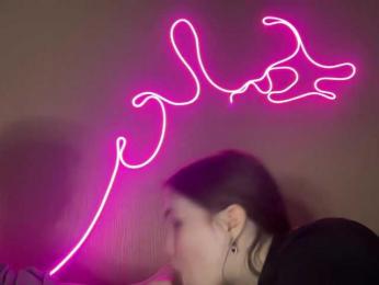 titsDestroy2007 webcam model stream image