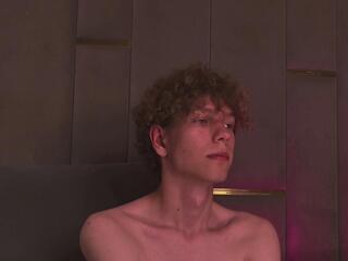 William Curlis webcam flirt4free model stream image