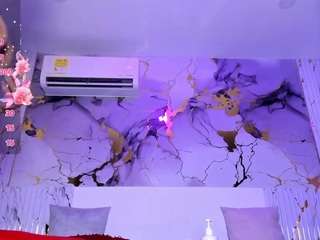 lorena-gomezz1 webcam camsoda model stream image