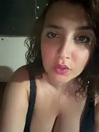 Novababy18 webcam model stream image