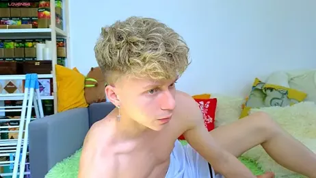 LandelRay webcam model stream image