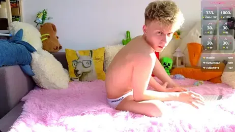 LandelRay webcam stripchat model stream image