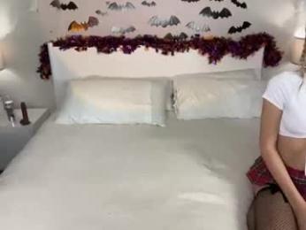 ava_synn webcam model stream image