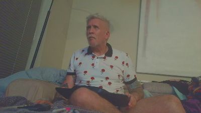 overmydaddbody webcam model stream image