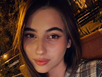 LeiaFrost webcam livejasmin model stream image