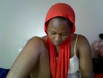 Pettiteebony20 webcam bongacams model stream image