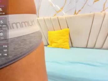 serenaluna19 webcam chaturbate model stream image