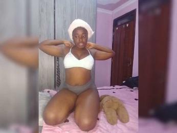 ImaniLuxe webcam bongacams model stream image