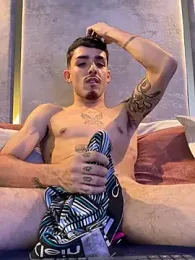 NikoStone_ webcam model stream image