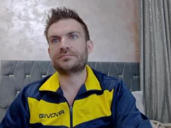 10in_deluxe webcam model stream image