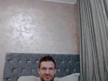 10in_deluxe webcam chaturbate model stream image