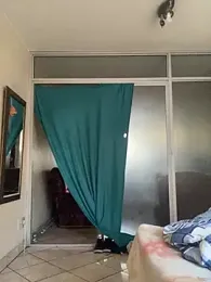 eyoItsRiley webcam preview