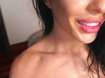 katyerave webcam model stream image