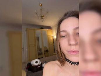 avolood webcam model stream image