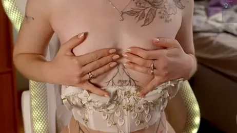 ho1yho1e webcam stripchat model stream image