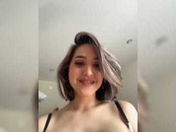 Honey_buns webcam model stream image