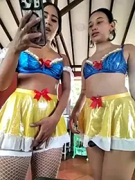 l0lita_emi webcam model stream image