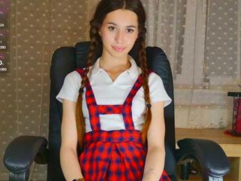 Bella-Rosee4u webcam bongacams model stream image