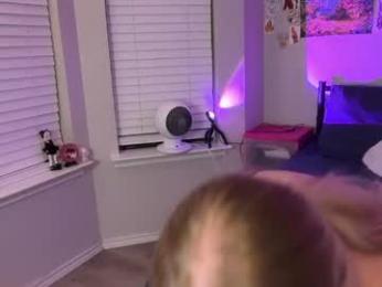 elliee81 webcam model stream image