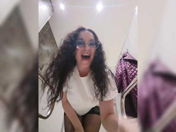 Annanas webcam model stream image